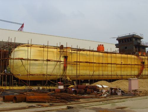 聚脲材料使用噴涂機實現(xiàn)良好的防腐防水特性(圖3) 罐體聚脲防腐工程