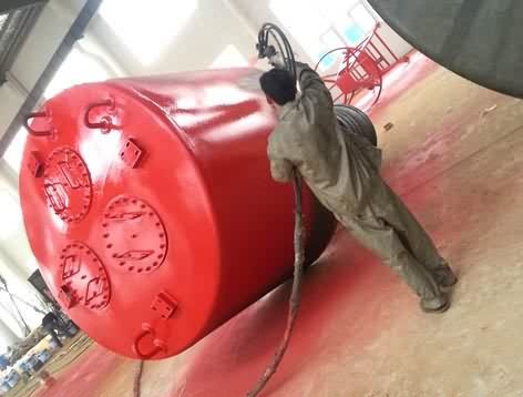 噴涂聚脲涂料(圖1) 噴涂聚脲涂料儲罐防腐施工案例