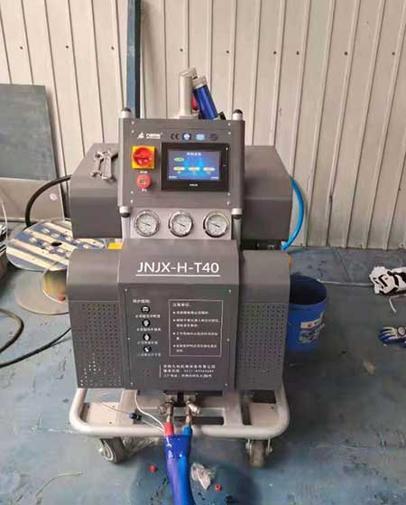 輕鋼房聚氨酯保溫發(fā)泡機(圖2) T40聚氨酯保溫發(fā)泡機