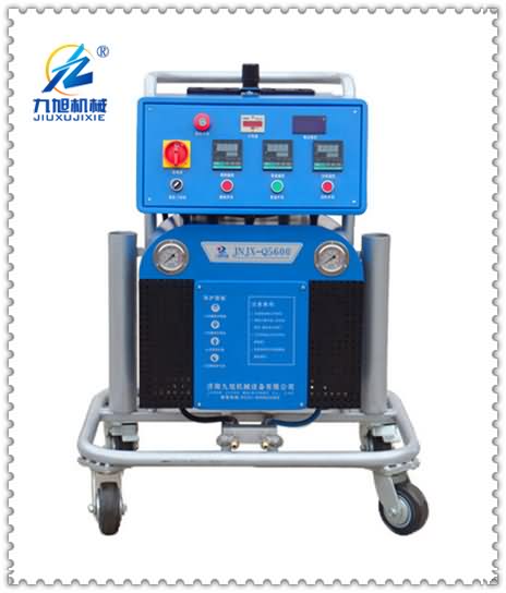 氣動聚脲噴涂機(圖1) Q5600系列氣動聚脲噴涂機