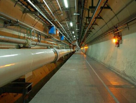 管道聚脲噴涂(圖1) 管道聚脲噴涂